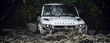 Land Rover Defender chega com preço mínimo de R$ 400 mil  