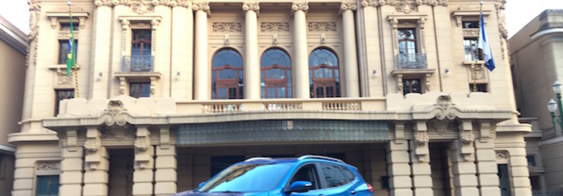 Tracker quer roubar a cena